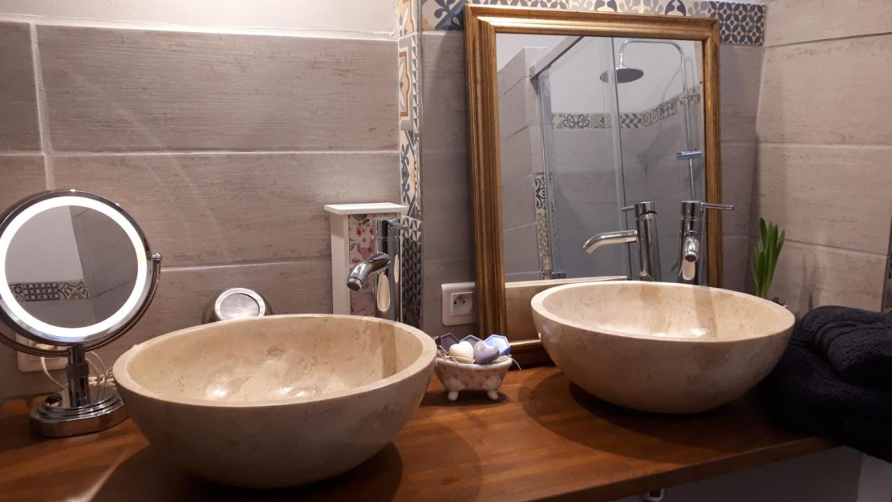 Appartement D'Hotes Saint-Rémy-de-Provence 外观 照片